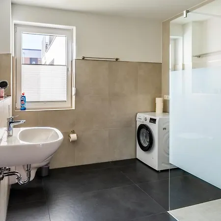 Hangar 19 Superior Mit Terrasse Und Garten H1w1 Lejlighed