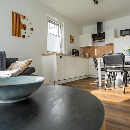 Hangar 19 Superior Mit Terrasse Und Garten H1w1 Lejlighed