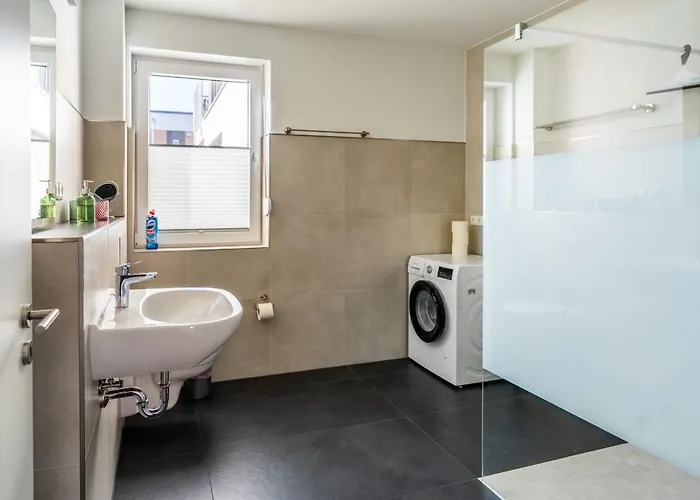 Hangar 19 Superior Mit Terrasse Und Garten H1w1 Apartment